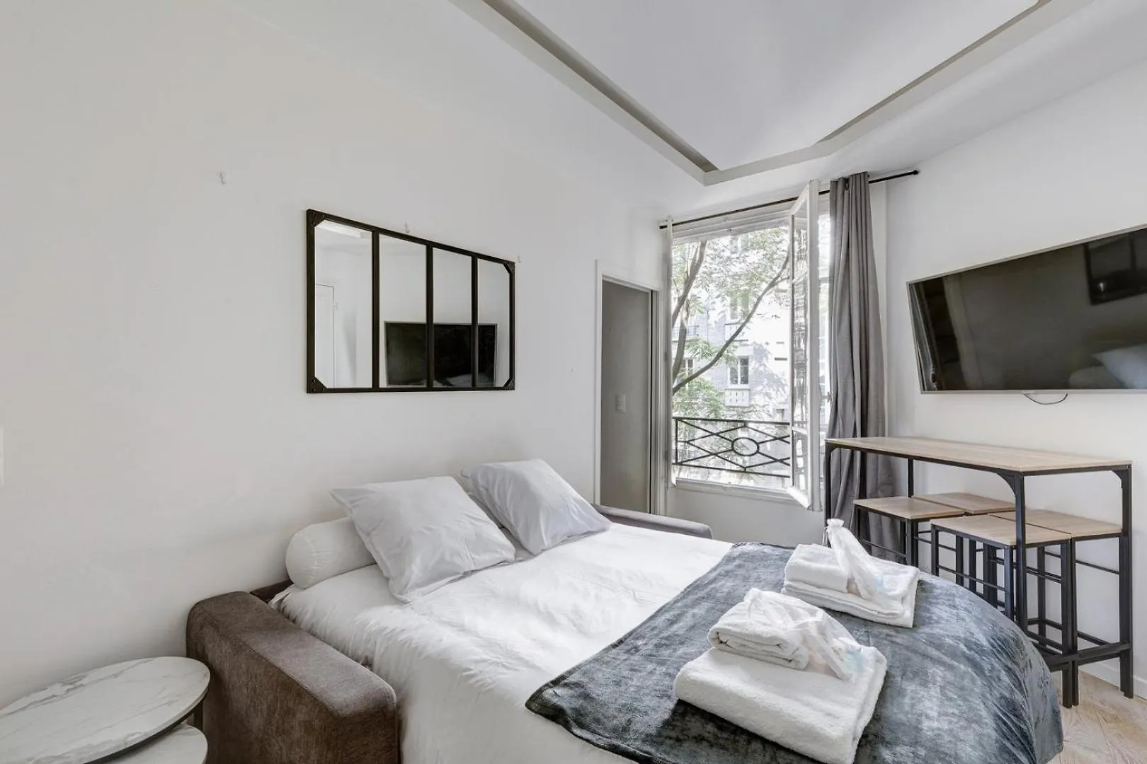 562 Congres - Superbe A Apartament *